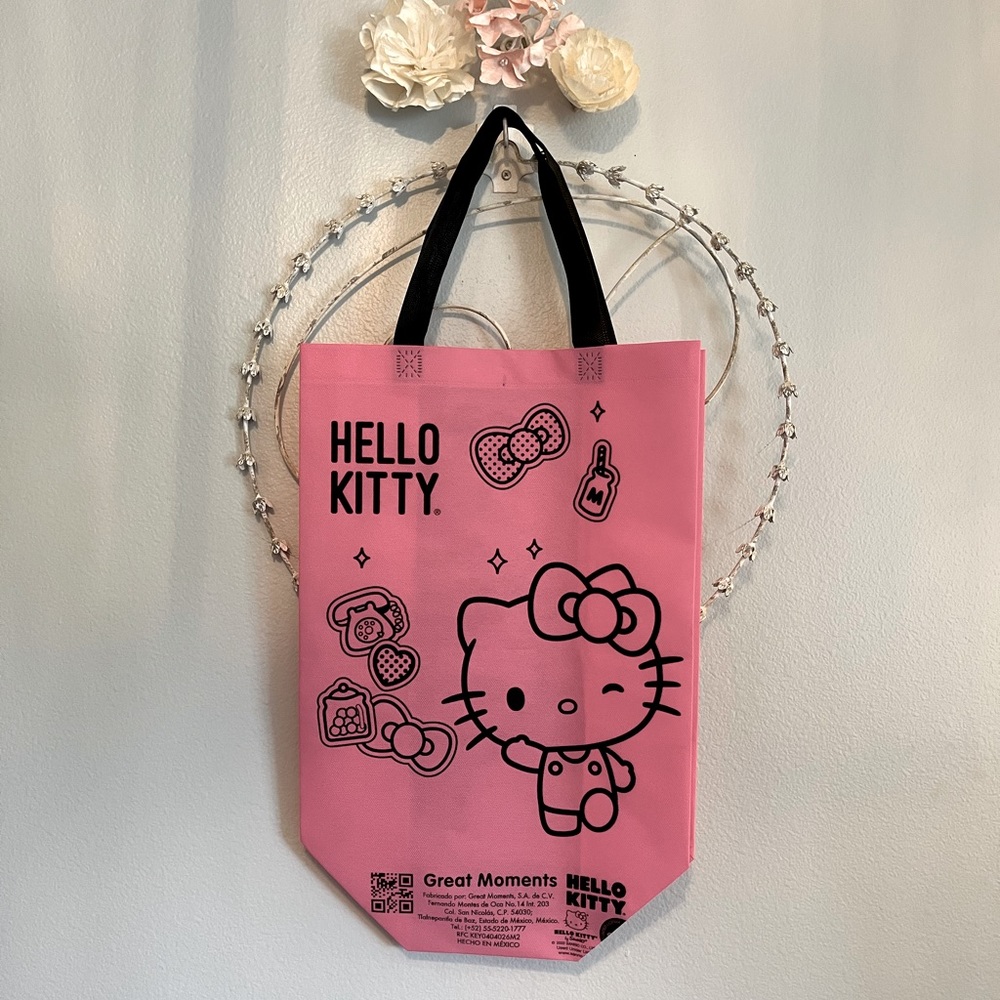 🩷NWOT Hello Kitty Reusable Grocery Bags from Cabo.  Pink 20”L x 13” W